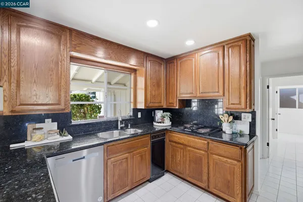 $1,988,888 | 61 Sullivan Drive, Moraga, CA 94556