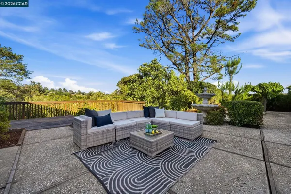 $1,988,888 | 61 Sullivan Drive, Moraga, CA 94556