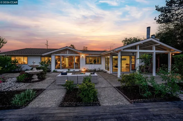 $1,988,888 | 61 Sullivan Drive, Moraga, CA 94556
