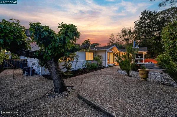 $1,988,888 | 61 Sullivan Drive, Moraga, CA 94556