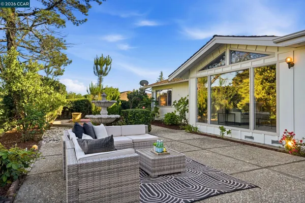 $1,988,888 | 61 Sullivan Drive, Moraga, CA 94556