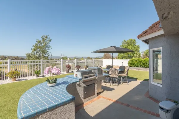 $720,000 | 41045 Willowbend Drive, Murrieta, CA 92563