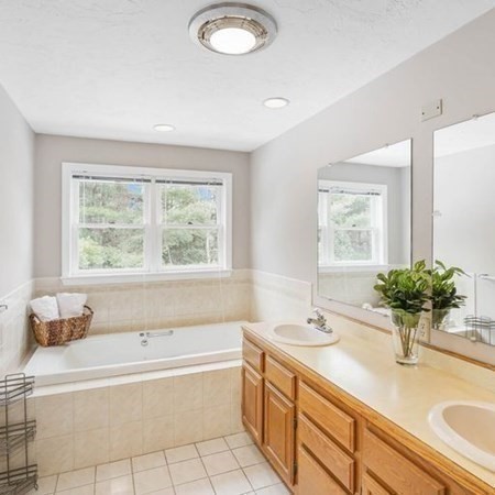 1100 Ridgefield Circle, Unit B Clinton, MA 01510 - Photo 27 of 42 Gallery Image 27