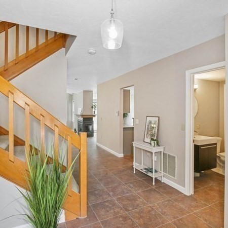 1100 Ridgefield Circle, Unit B Clinton, MA 01510 - Photo 7 of 42 Gallery Image 7