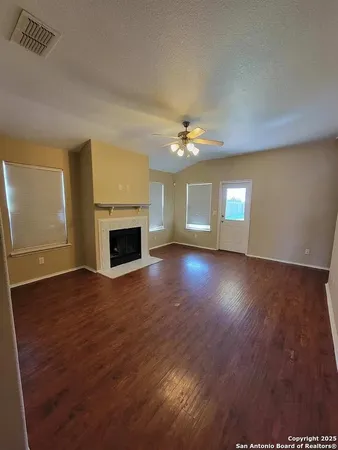 $1,995 | 2016 North Ranch Estates Boulevard, New Braunfels, TX 78130