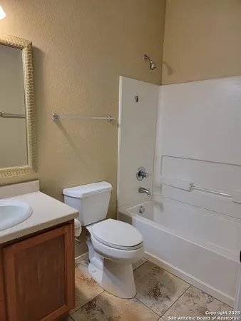 $1,995 | 2016 North Ranch Estates Boulevard, New Braunfels, TX 78130
