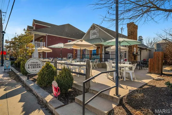 $775,000 | 317 Lake View Lane, Cottleville, MO 63376