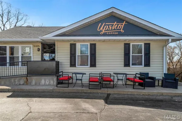 $775,000 | 317 Lake View Lane, Cottleville, MO 63376