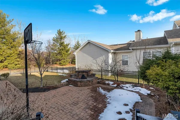 $775,000 | 317 Lake View Lane, Cottleville, MO 63376