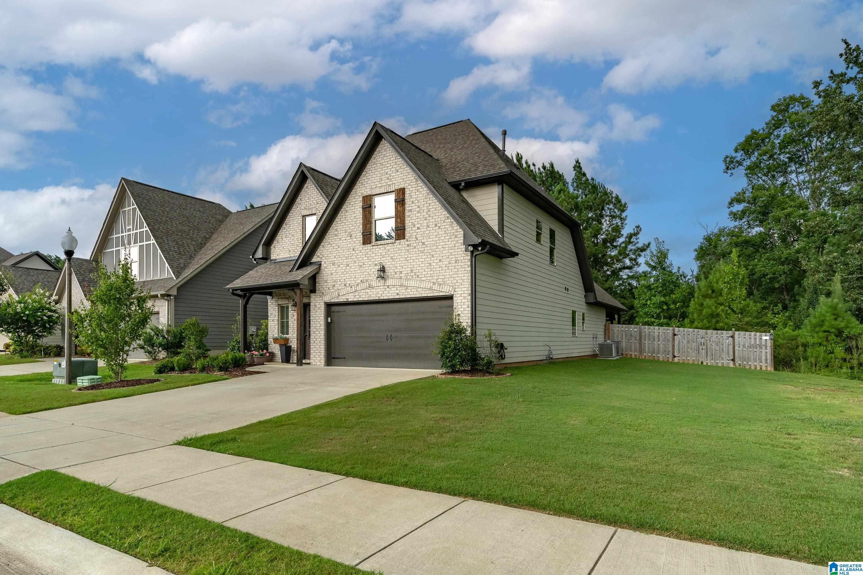 580 Grayson Place Chelsea, AL 35043 - Photo 2 of 40