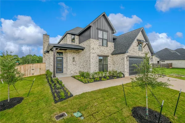$759,900 | 4901 Pearl River Court, College Station, TX 77845