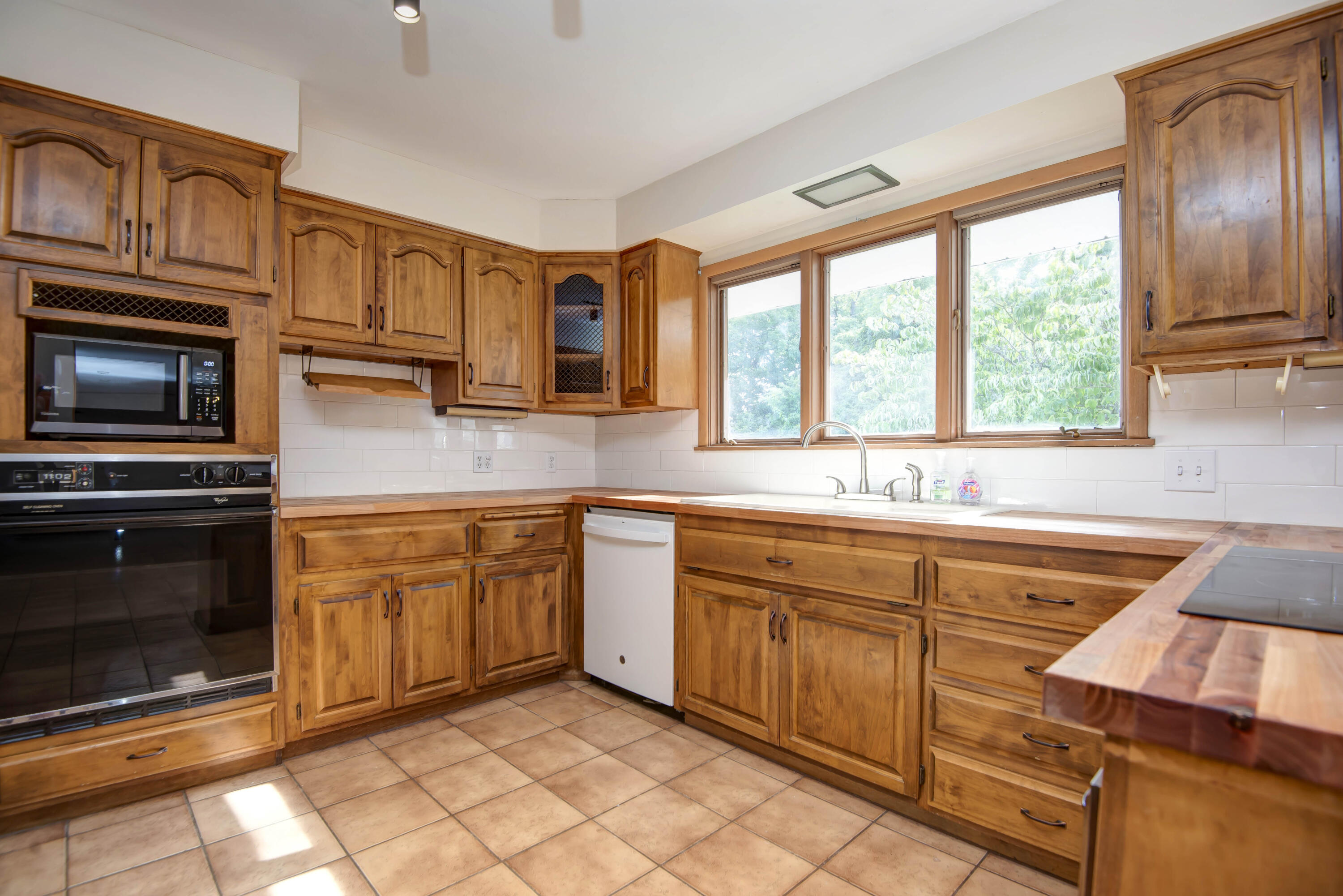 1508 South Essex Road Springfield, MO 65809 - Photo 22 of 54 Essex (23)