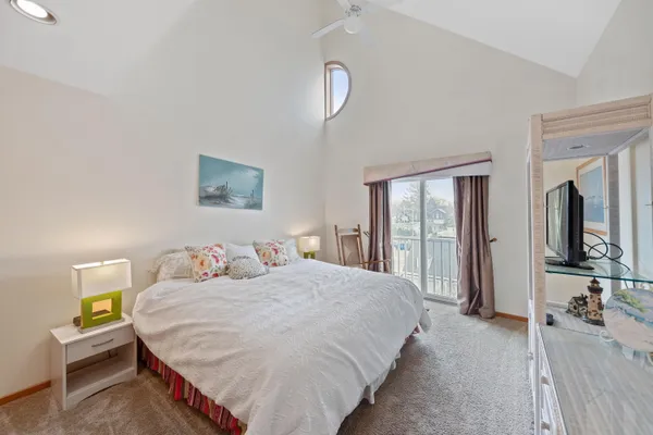$779,000 | 310 Oselka Drive, Unit 456, New Buffalo, MI 49117
