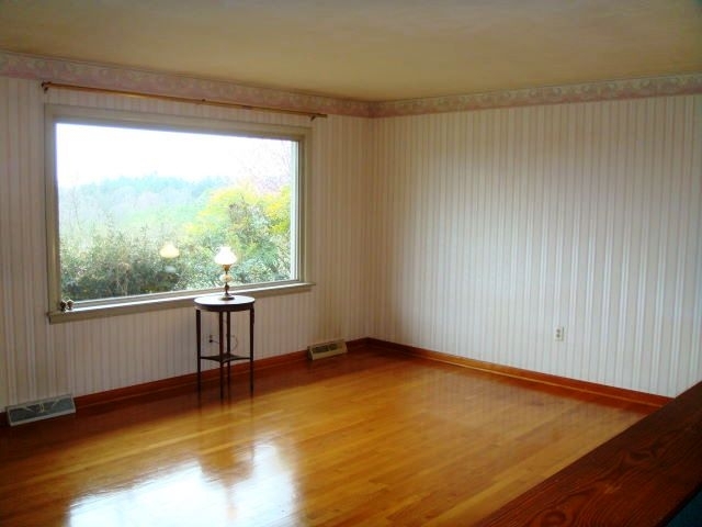8095 Edwardsville Road Hardy, VA 24101 - Photo 4 of 25
