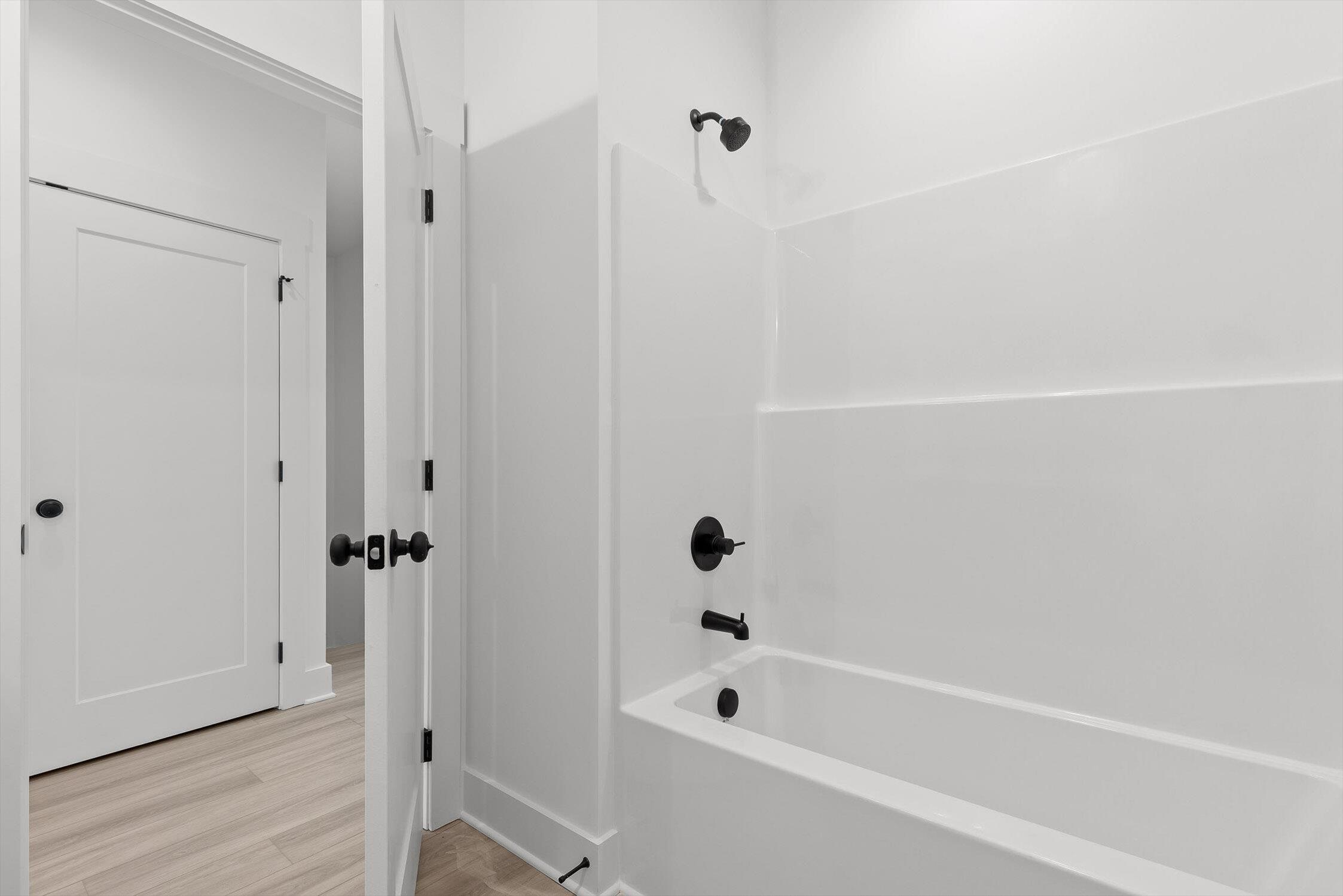 905 Blue Heights Dr Ridge, Unit 19 East Ridge, TN 37412 - Photo 22 of 32 26-905 Blue Heights-26