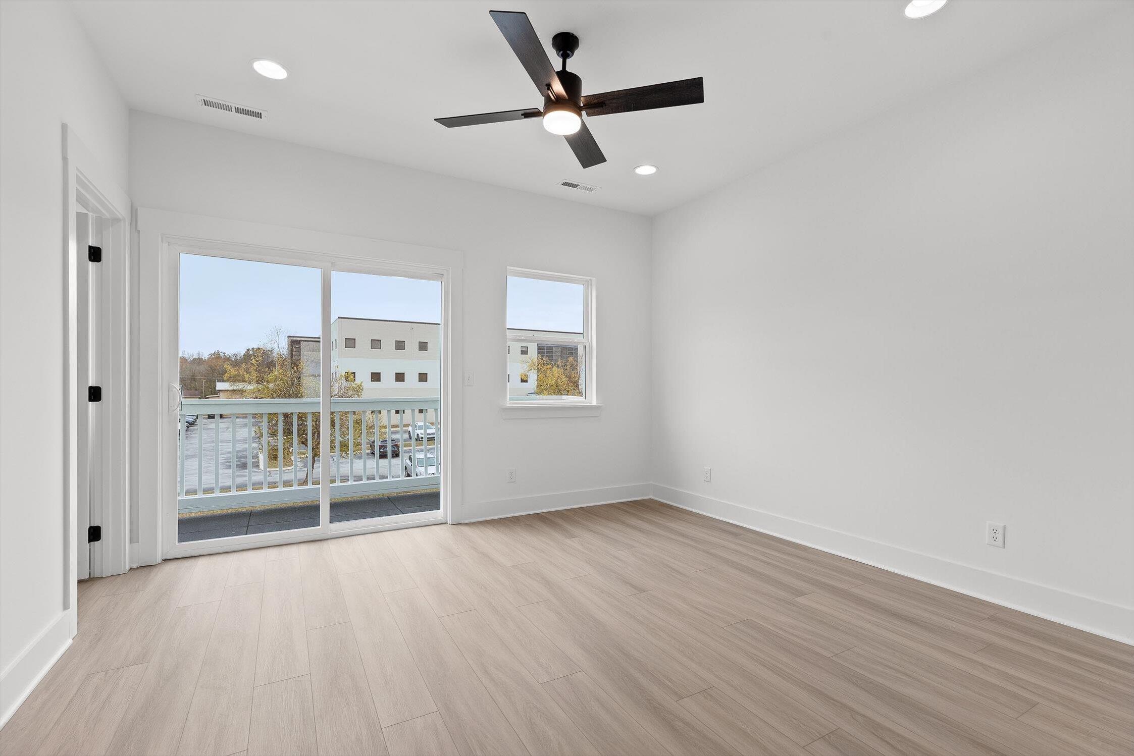 905 Blue Heights Dr Ridge, Unit 19 East Ridge, TN 37412 - Photo 23 of 32 28-905 Blue Heights-28