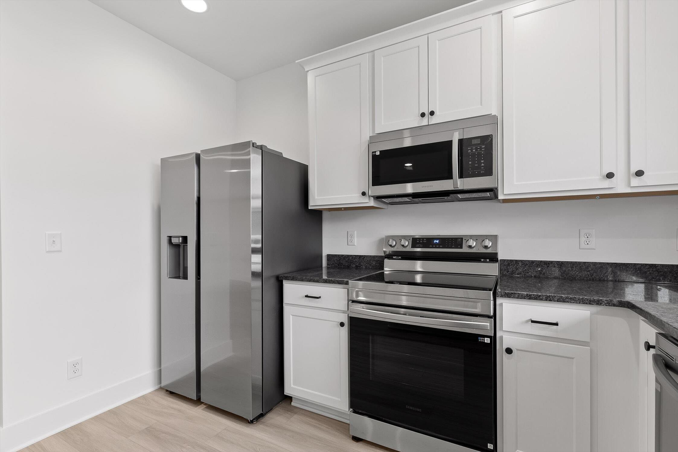 905 Blue Heights Dr Ridge, Unit 19 East Ridge, TN 37412 - Photo 8 of 32 19-905 Blue Heights-19