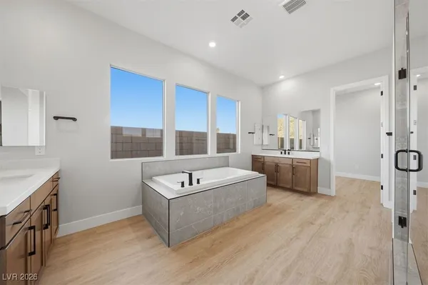 $1,099,900 | 216 Paraggi Bay Drive, Henderson, NV 89011