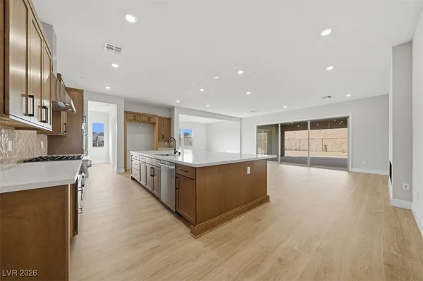 $1,099,900 | 216 Paraggi Bay Drive, Henderson, NV 89011