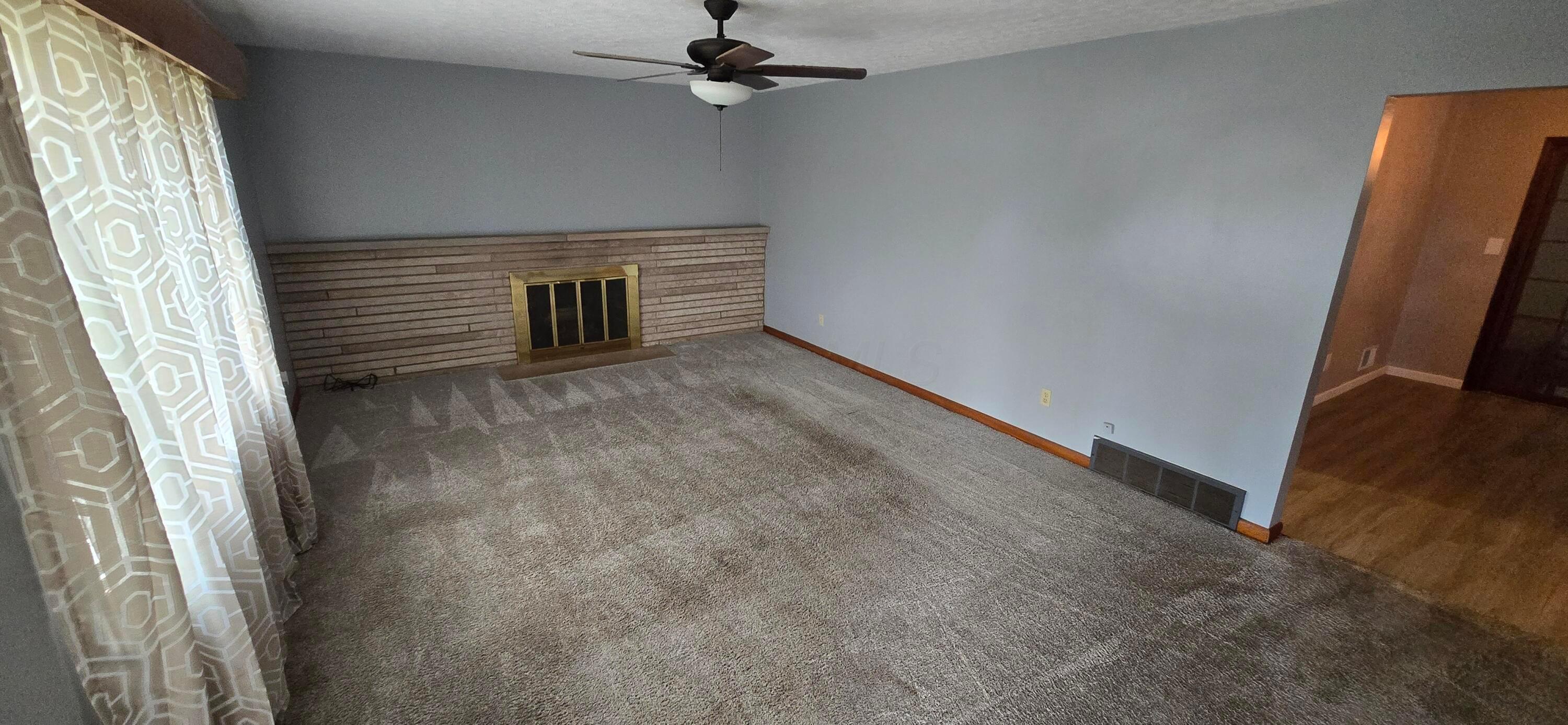 865 Salisbury Road Columbus, OH 43204 - Photo 3 of 11 20241117_124015