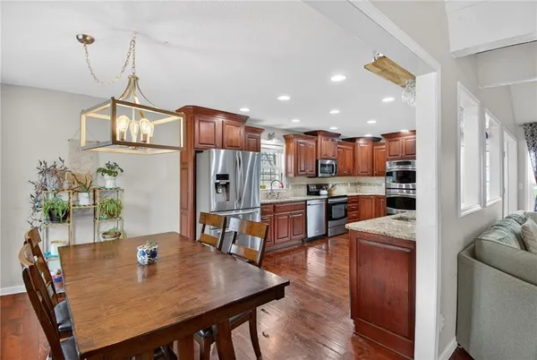 $475,000 | 5660 Meadow Height Drive, Shawnee, KS 66226