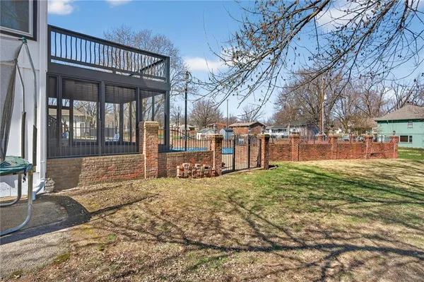 $475,000 | 5660 Meadow Height Drive, Shawnee, KS 66226