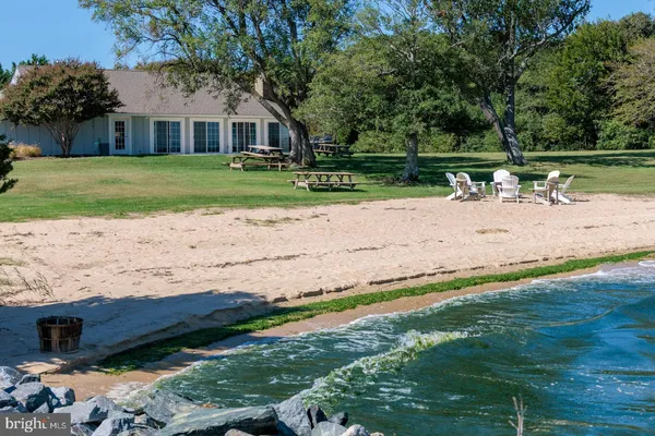 $719,000 | 102 Golf Court, Stevensville, MD 21666