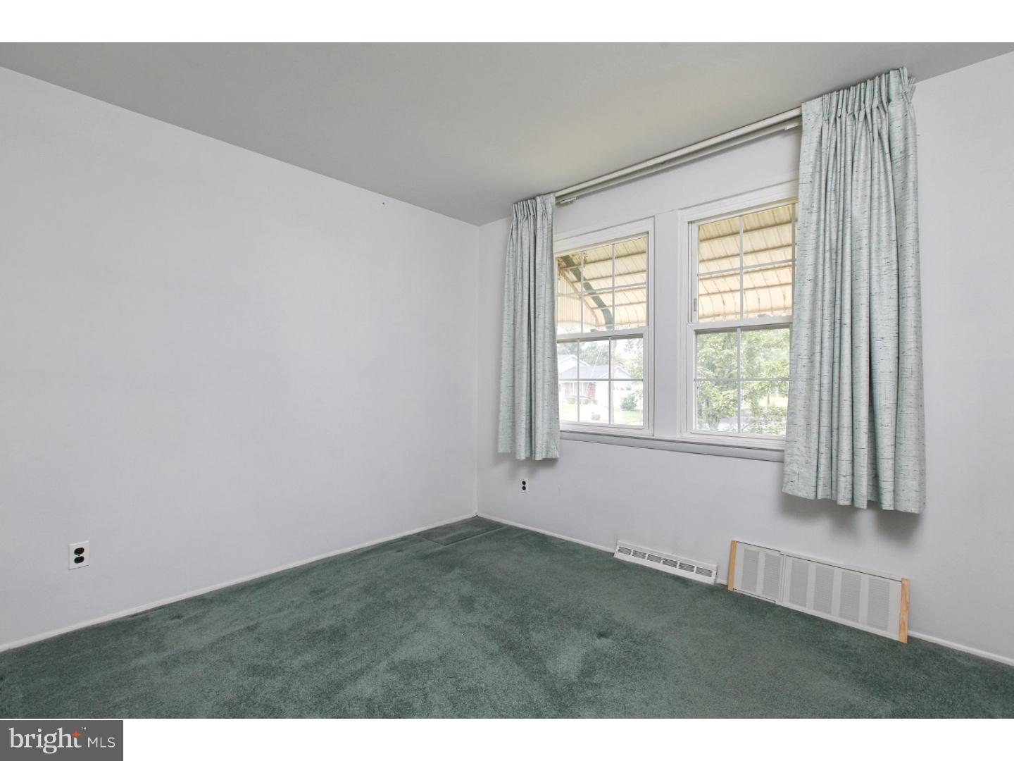 702 Lancing Road Woodbury, NJ 08096 - Photo 11 of 17 Gallery Image 11