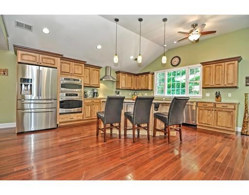 26 Hiram Road Framingham, MA 01701 - Photo 5 of 36 Gallery Image 5