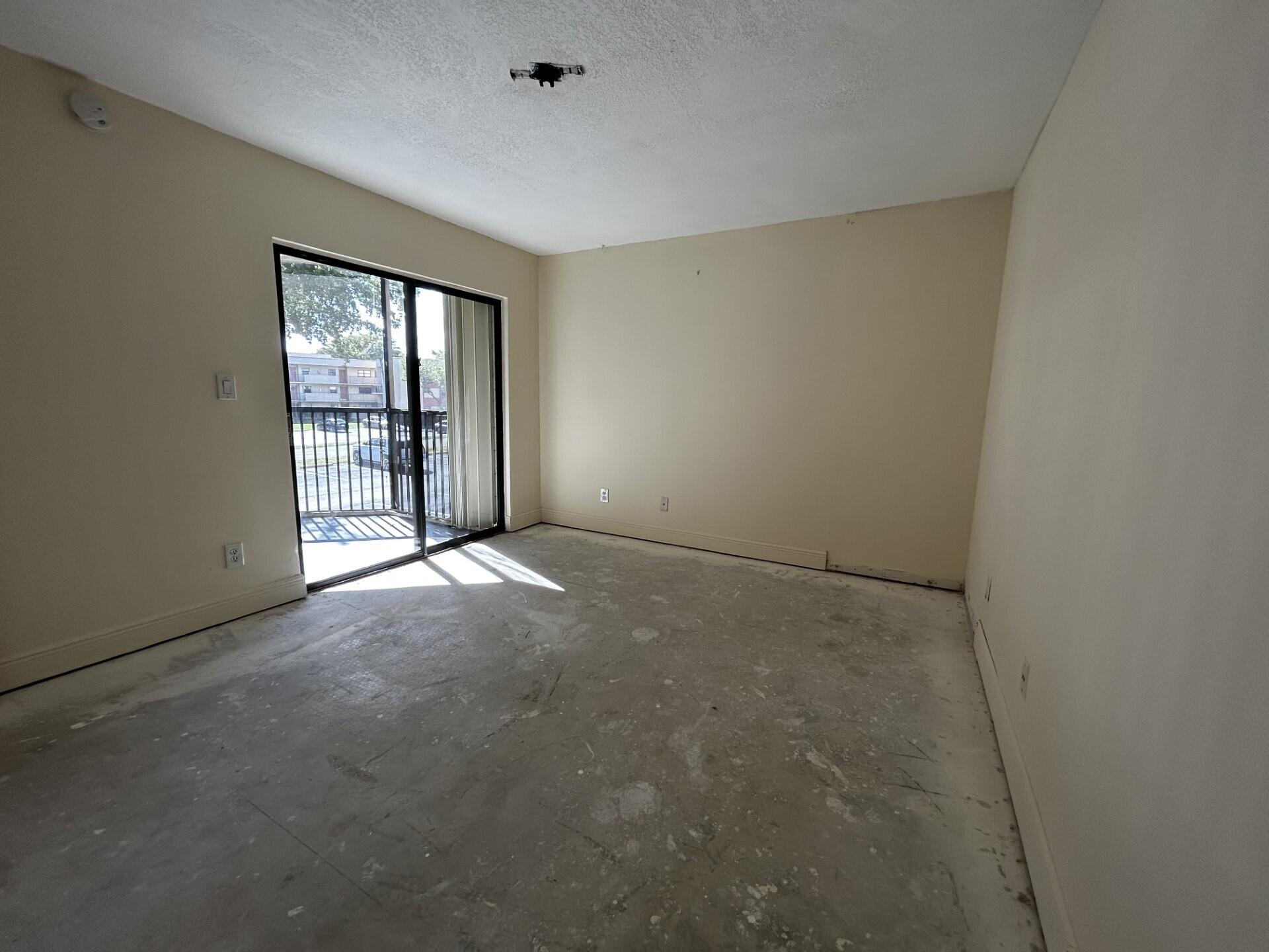 3252 Foxcroft Road, Unit 202 Miramar, FL 33025 - Photo 9 of 23 Primary Bedroom