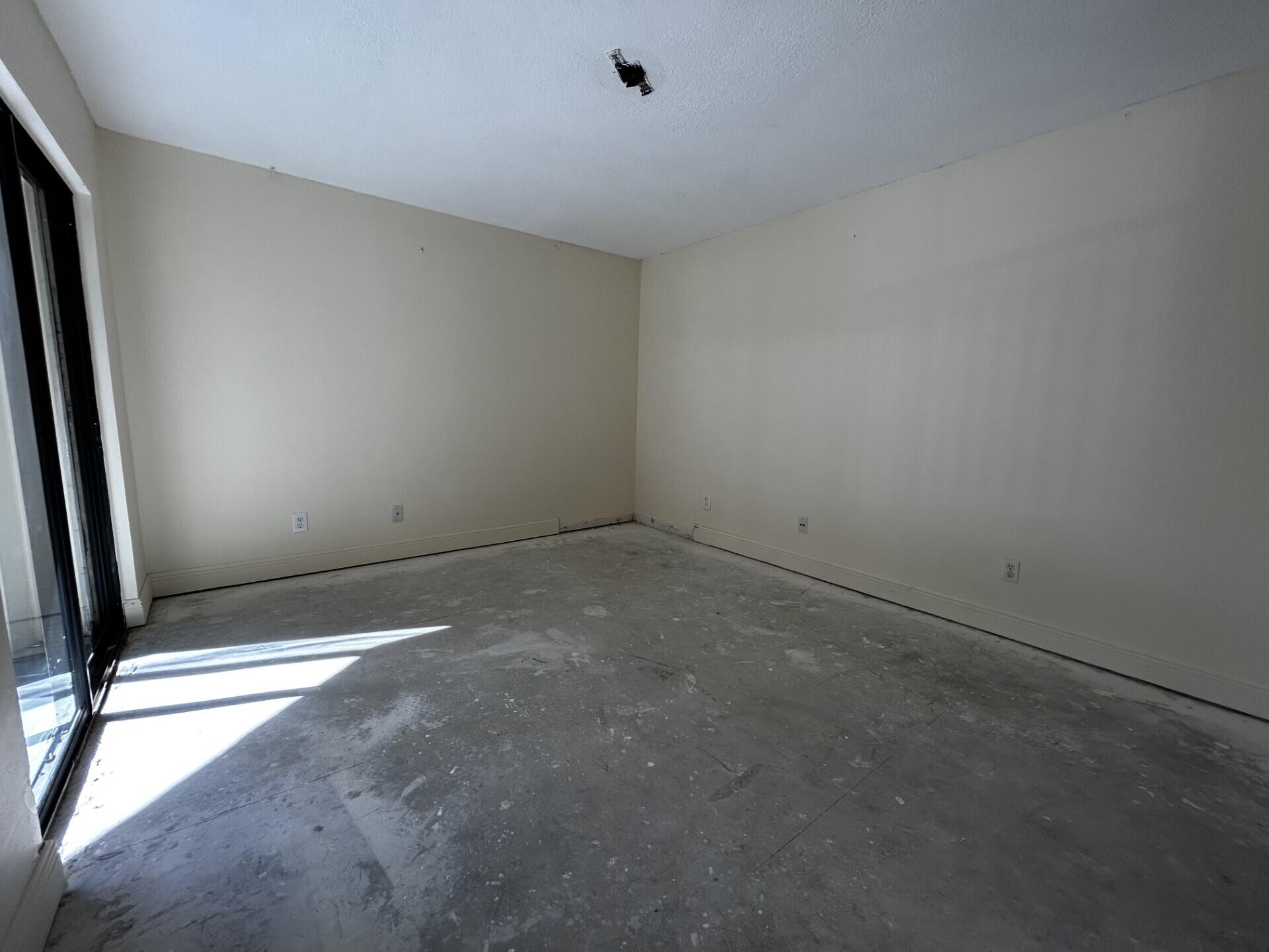 3252 Foxcroft Road, Unit 202 Miramar, FL 33025 - Photo 10 of 23 Primary Bedroom