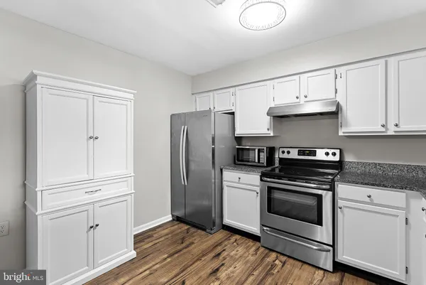 $384,900 | 7442 Emerald Drive, Manassas, VA 20109