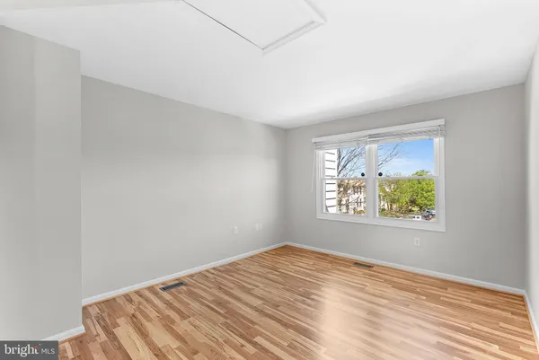 $384,900 | 7442 Emerald Drive, Manassas, VA 20109