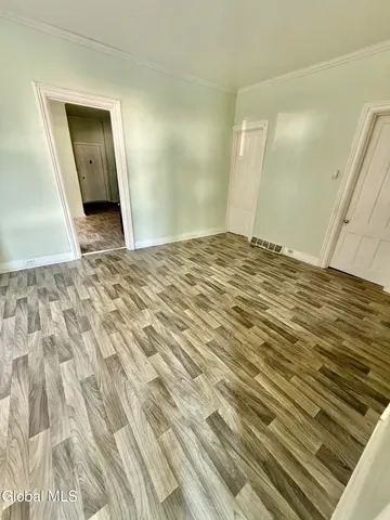 $1,500 | 70 Academy Street, Unit 1, Amsterdam, NY 12010