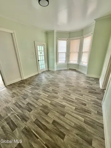 $1,500 | 70 Academy Street, Unit 1, Amsterdam, NY 12010