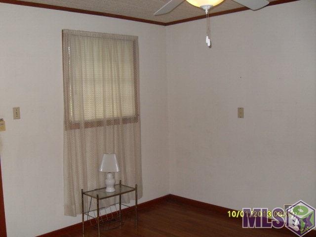 204 Hospital Drive Raceland, LA 70394 - Photo 6 of 12 Family Room