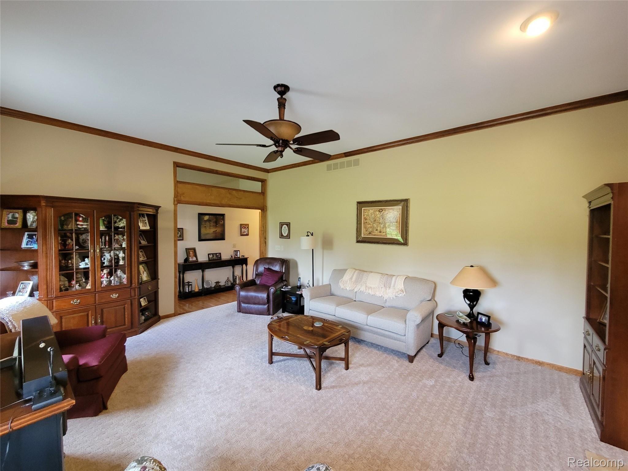 567 North Summers Road Imlay City, MI 48444 - Photo 42 of 77 Living room