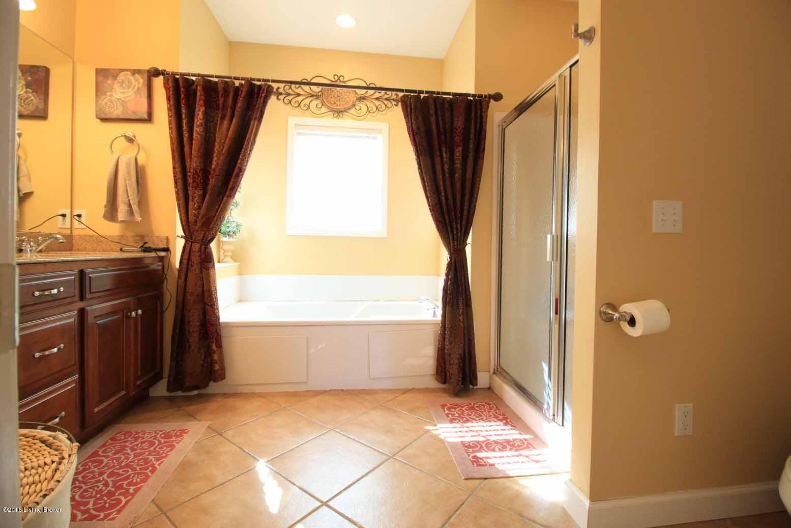 489 Locust Grove Road Shelbyville, KY 40065 - Photo 14 of 56 Master Bath View