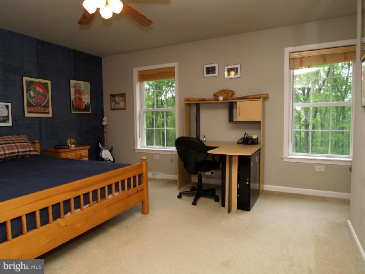 2405 Schaffer Road Pottstown, PA 19464 - Photo 19 of 25 Gallery Image 19