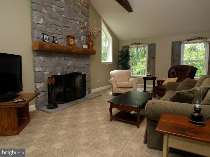 2405 Schaffer Road Pottstown, PA 19464 - Photo 8 of 25 Gallery Image 8