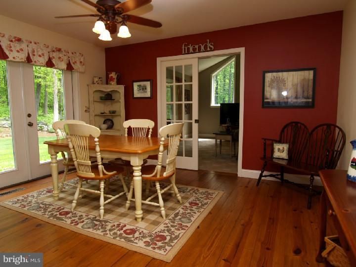 2405 Schaffer Road Pottstown, PA 19464 - Photo 9 of 25 Gallery Image 9