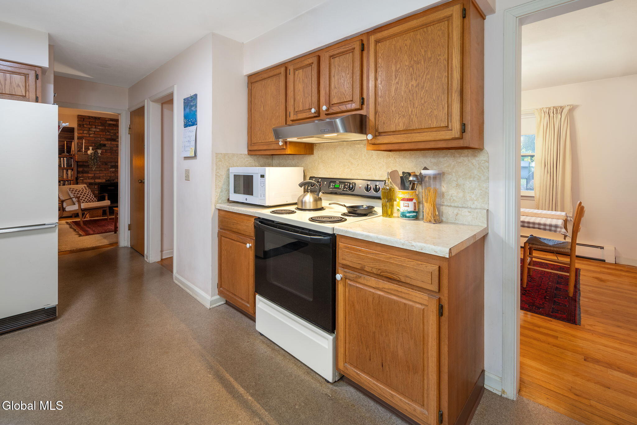 29 Bennett Terrace Bethlehem, NY 12054 - Photo 13 of 36 18-29BennettTerr_18
