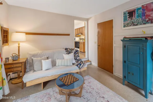 $395,000 | 29 Bennett Terrace, Bethlehem, NY 12054