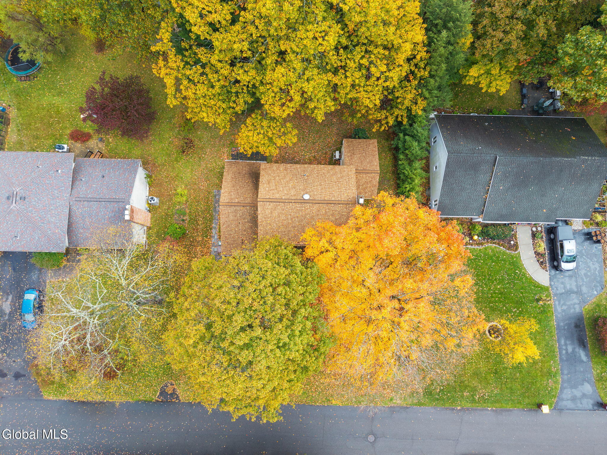 29 Bennett Terrace Bethlehem, NY 12054 - Photo 32 of 36 49-29BennettTerr_49