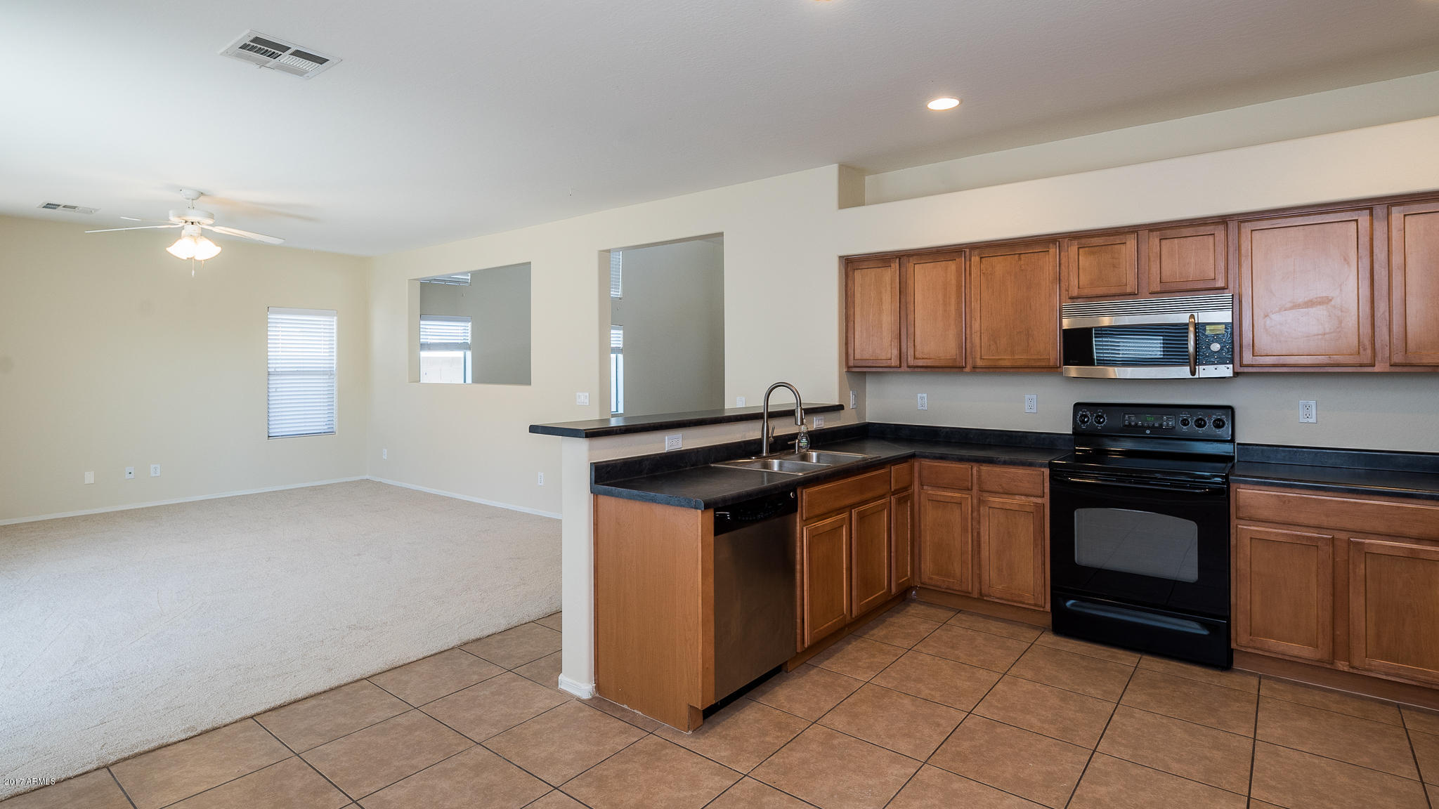 10221 West Chipman Road Tolleson, AZ 85353 - Photo 18 of 40 DSC08229
