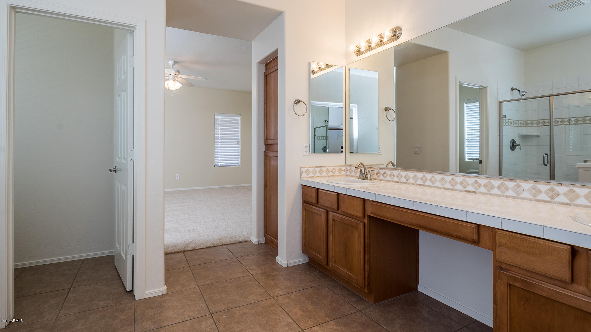 10221 West Chipman Road Tolleson, AZ 85353 - Photo 35 of 40 DSC08277