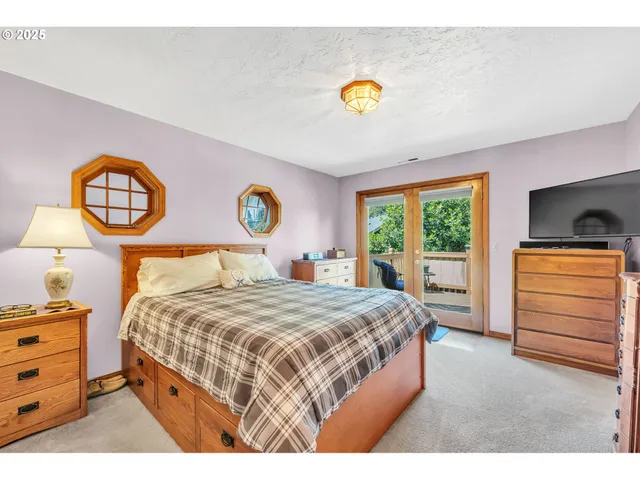 $525,000 | 114 Calumet Circle, Eugene, OR 97404