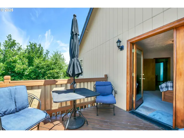 $525,000 | 114 Calumet Circle, Eugene, OR 97404