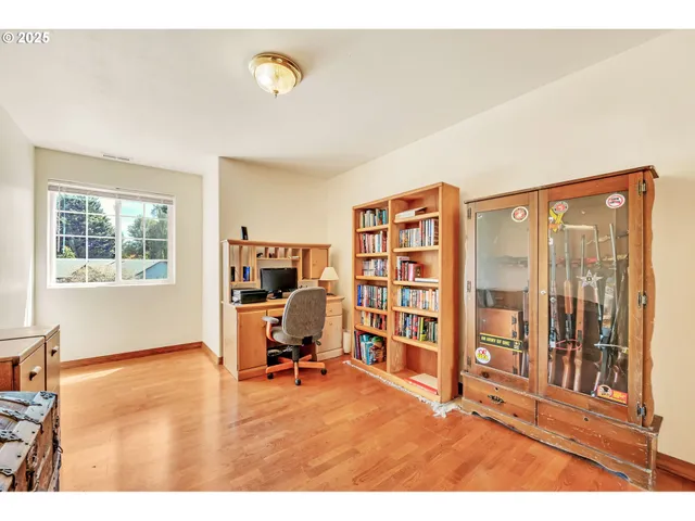 $525,000 | 114 Calumet Circle, Eugene, OR 97404