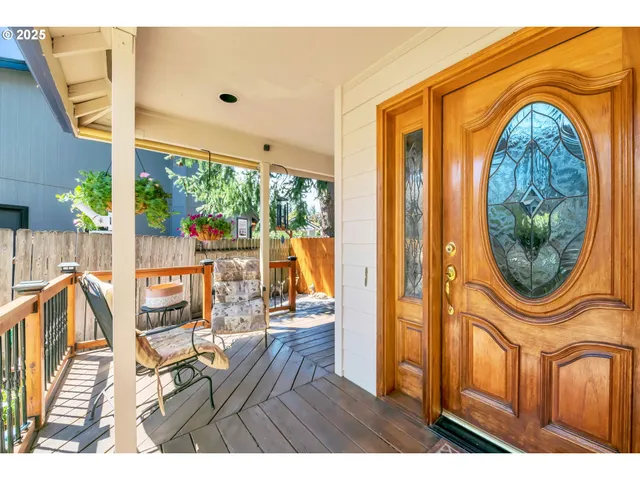 $525,000 | 114 Calumet Circle, Eugene, OR 97404